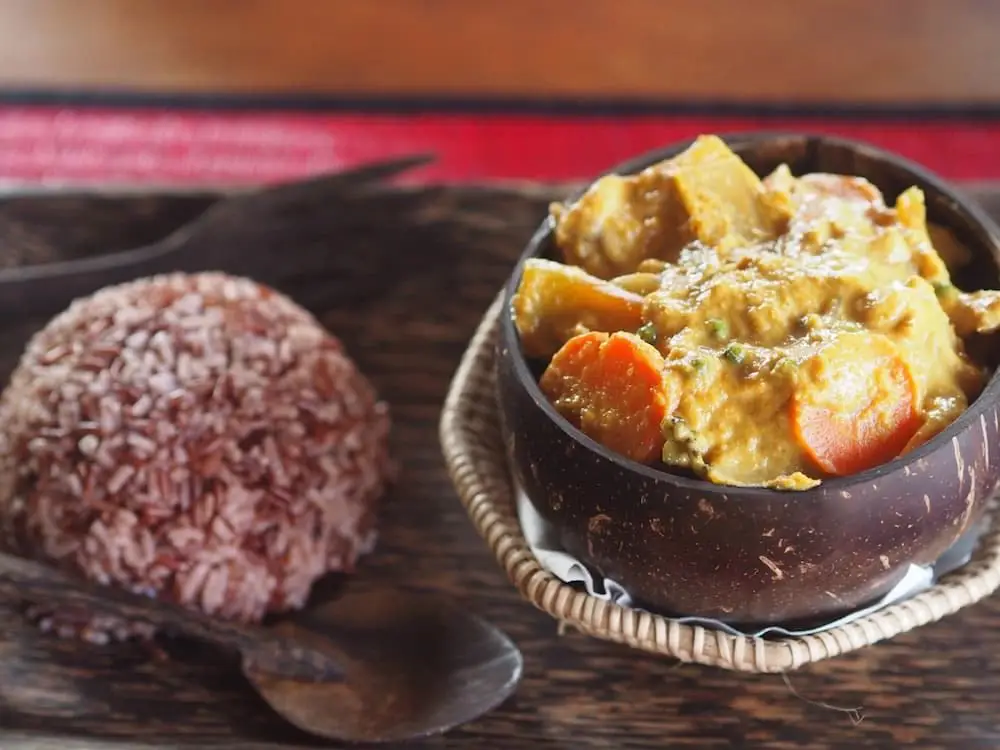 Khmer Chicken Curry