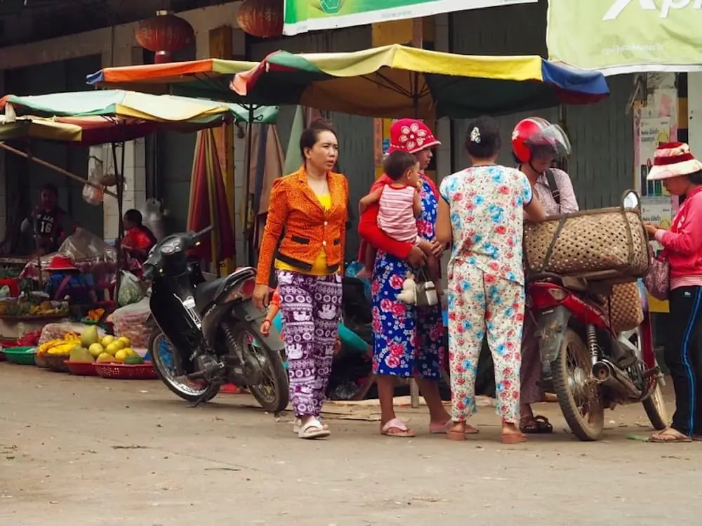 Leisure wear in Kratie