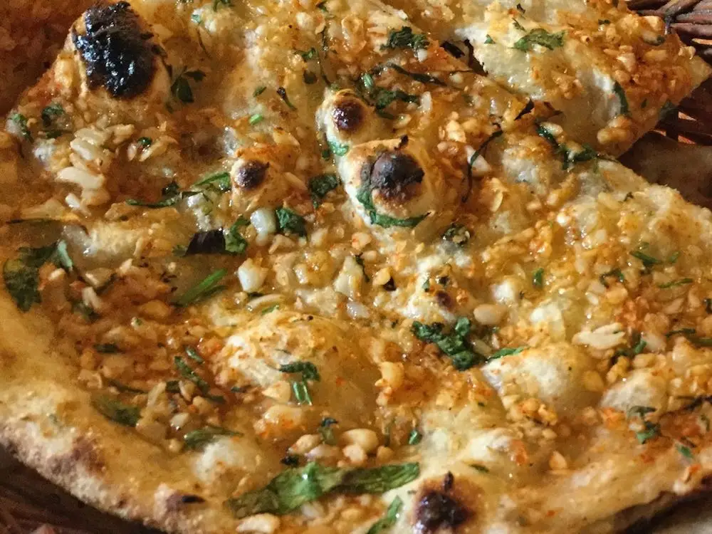 Garlic naan