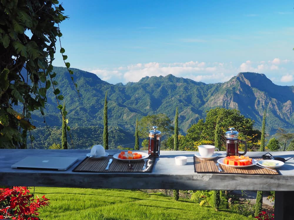 Villa Manulalu breakfast view