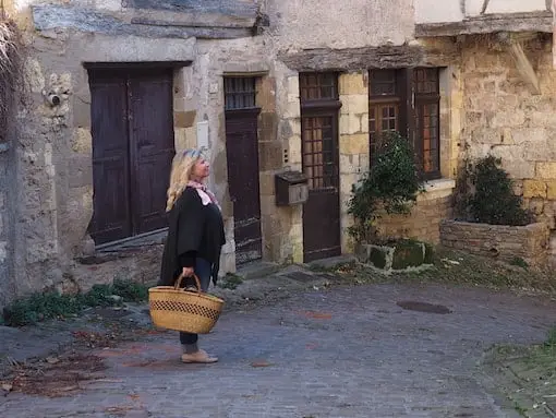HOUSESIT RURAL FRANCE