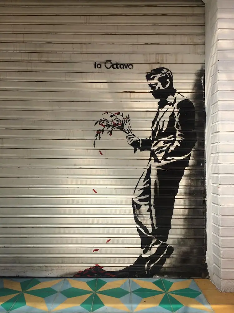 Medellin itinerary - Street art in Lleras Park