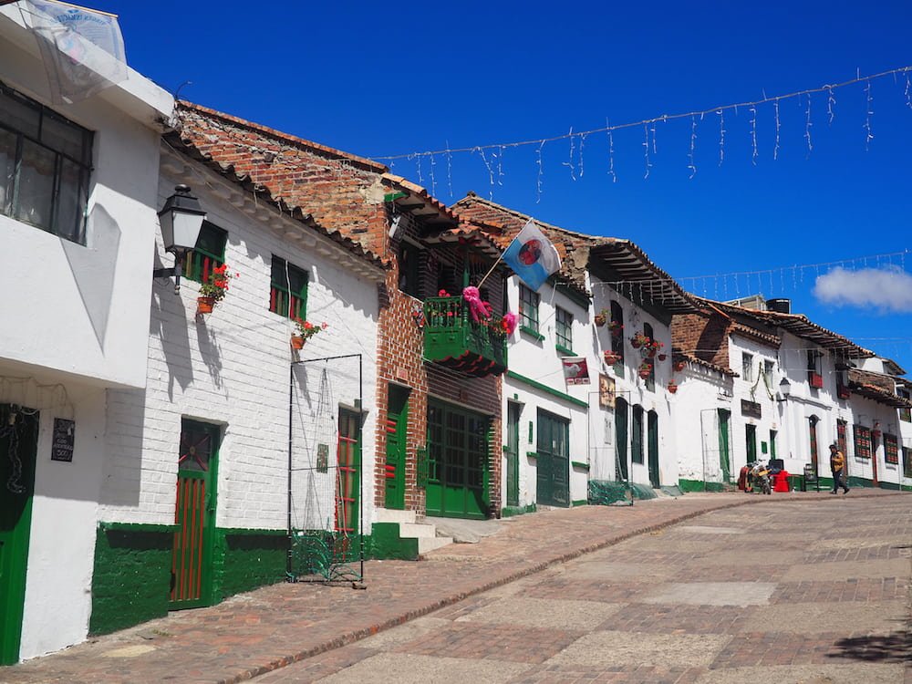 Row of houses in Mongui
