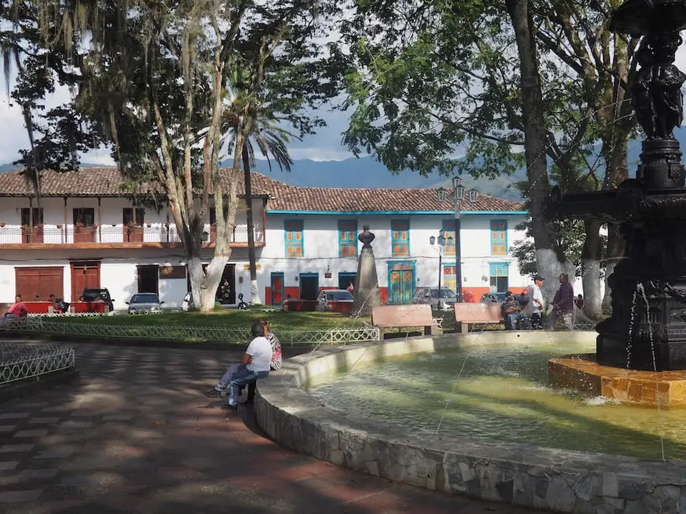 Salamina's main plaza