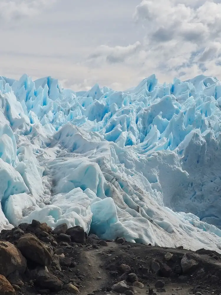 Trailhead for the Perito Moreno Glacier min-trek