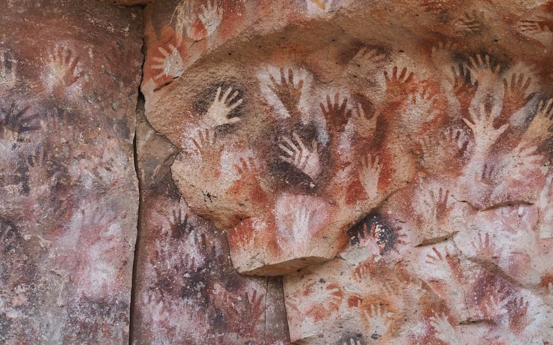 The Prehistoric Rock Art Of Cueva De Las Manos