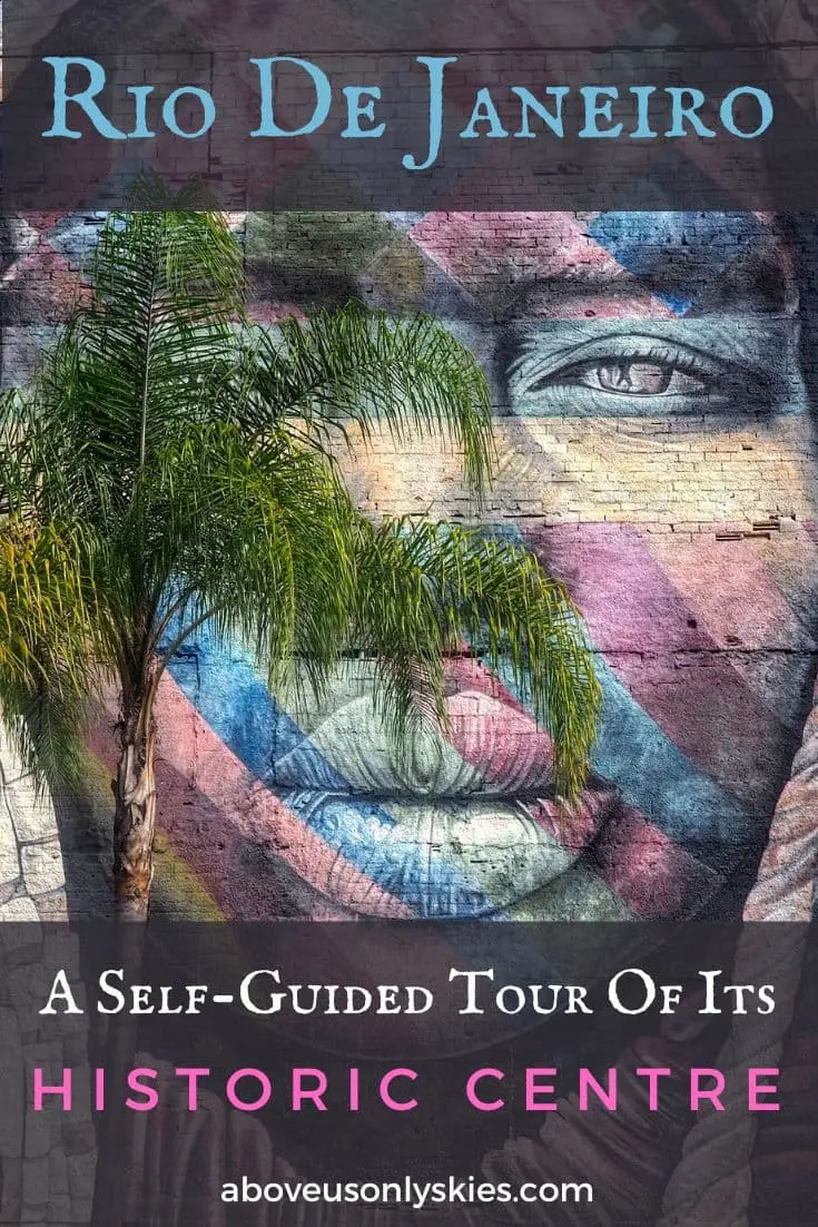 Take our city tour of Rio de Janeiro on foot and explore its eclectic mix of modern architecture, colonial buildings, vital urban art and tasty street food